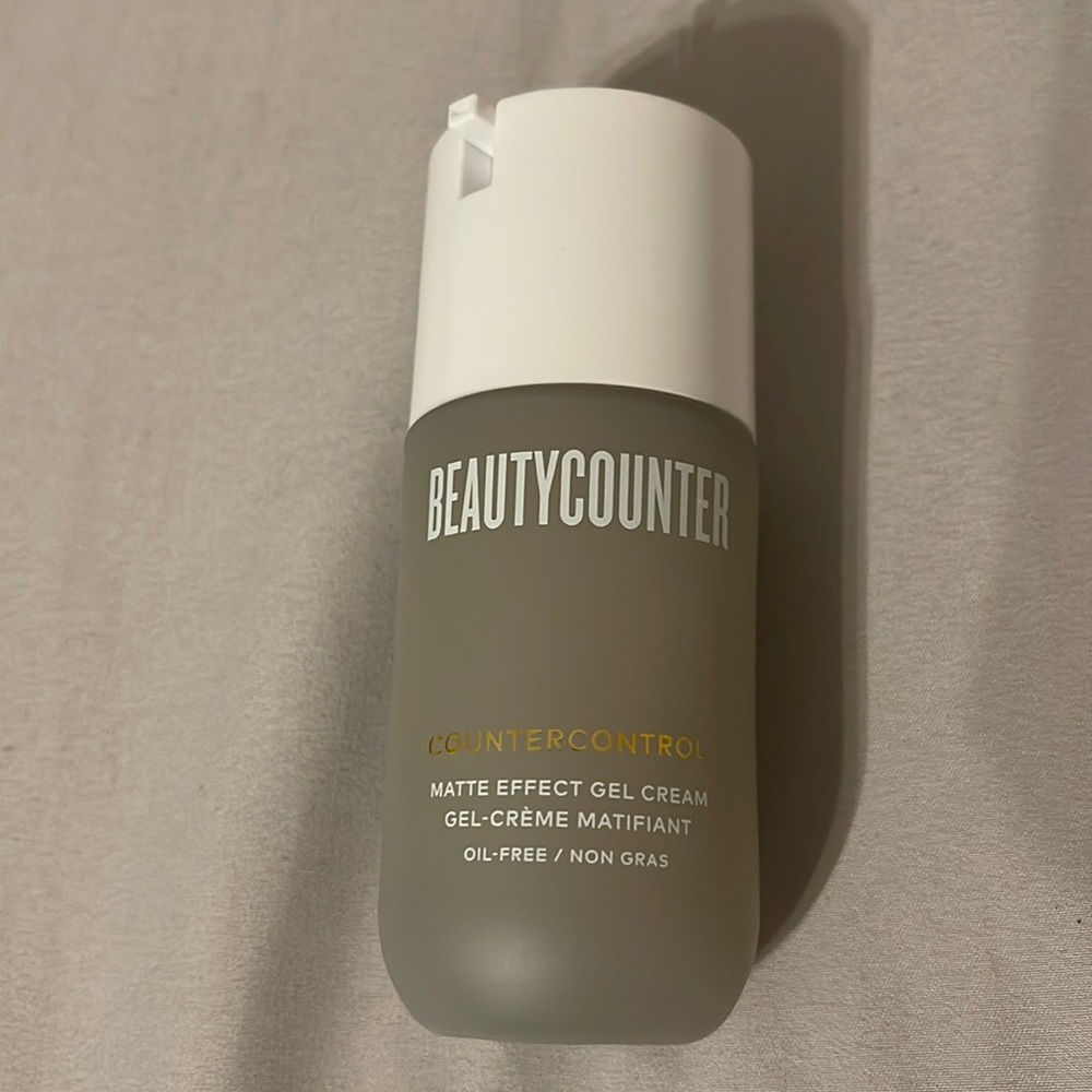 BeautyCounter Matte Effect Gel Cream New
